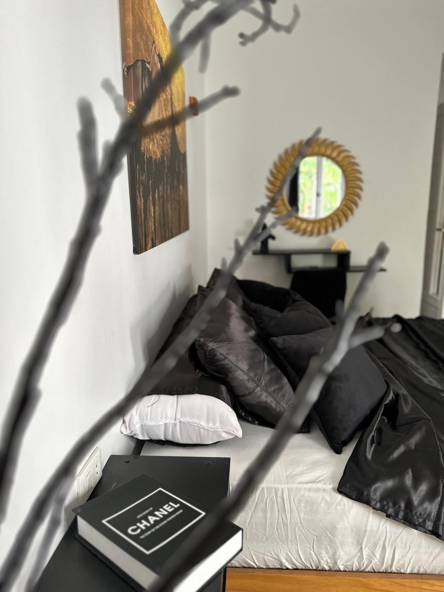 Modern 1-Bedroom Apartment In Zamalek Visits Allowed Κάιρο Εξωτερικό φωτογραφία